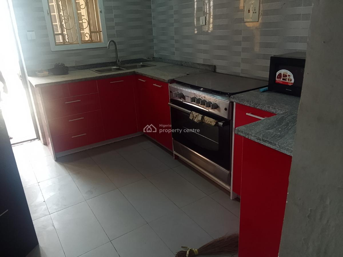 Completely Furnished Two Bedroom Apartment, Fha, Guzape District, Abuja, Flat / Apartment for Rent