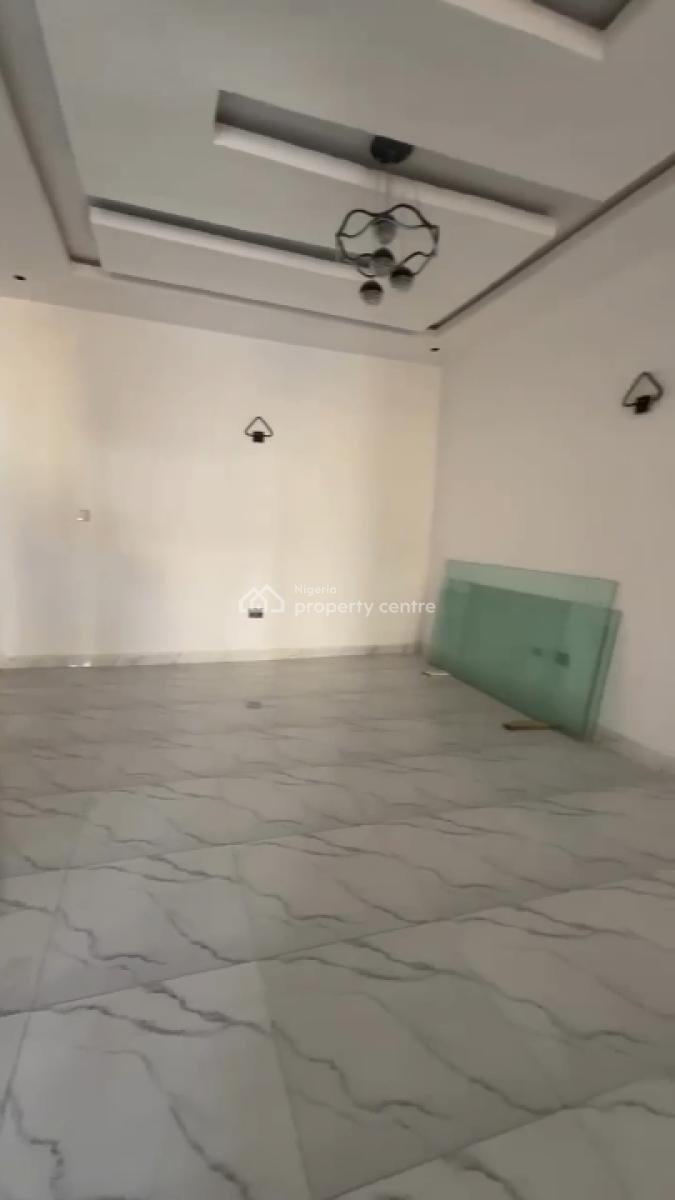 4 Bedrooms Terrace Duplex, Tarred Road, Guzape District, Abuja, Terraced Duplex for Rent