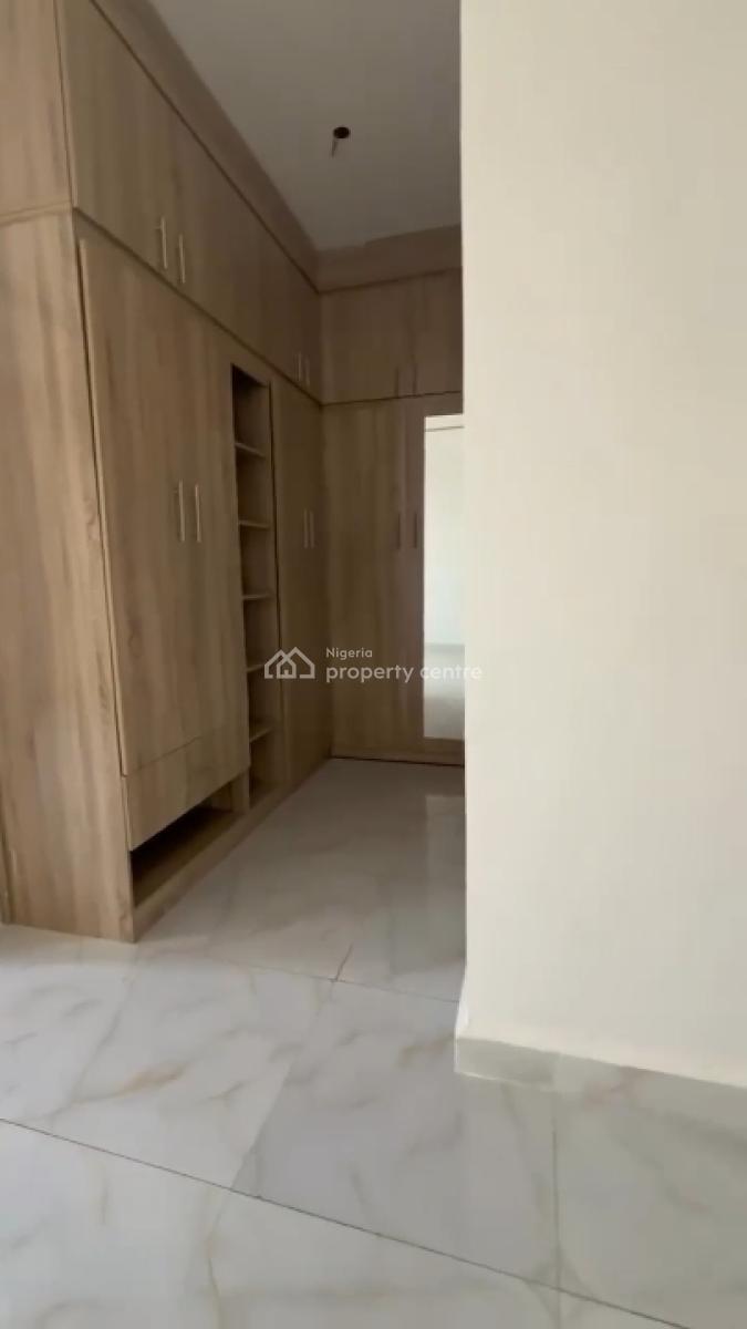 4 Bedrooms Terrace Duplex, Tarred Road, Guzape District, Abuja, Terraced Duplex for Rent