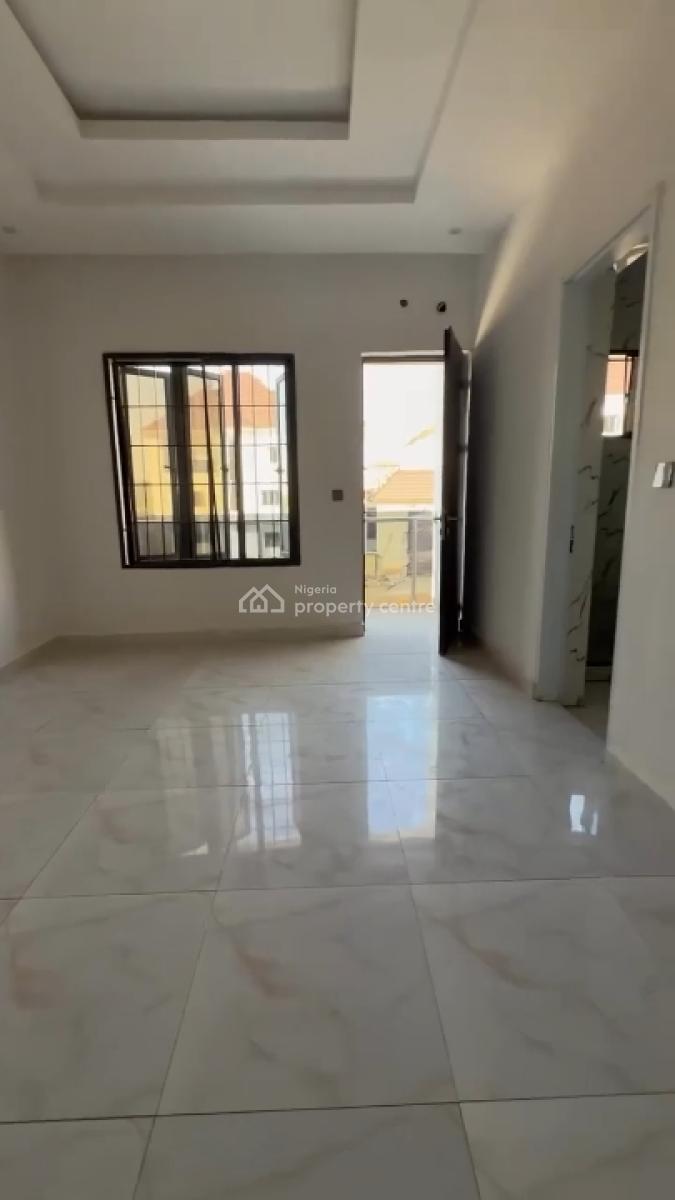 4 Bedrooms Terrace Duplex, Tarred Road, Guzape District, Abuja, Terraced Duplex for Rent