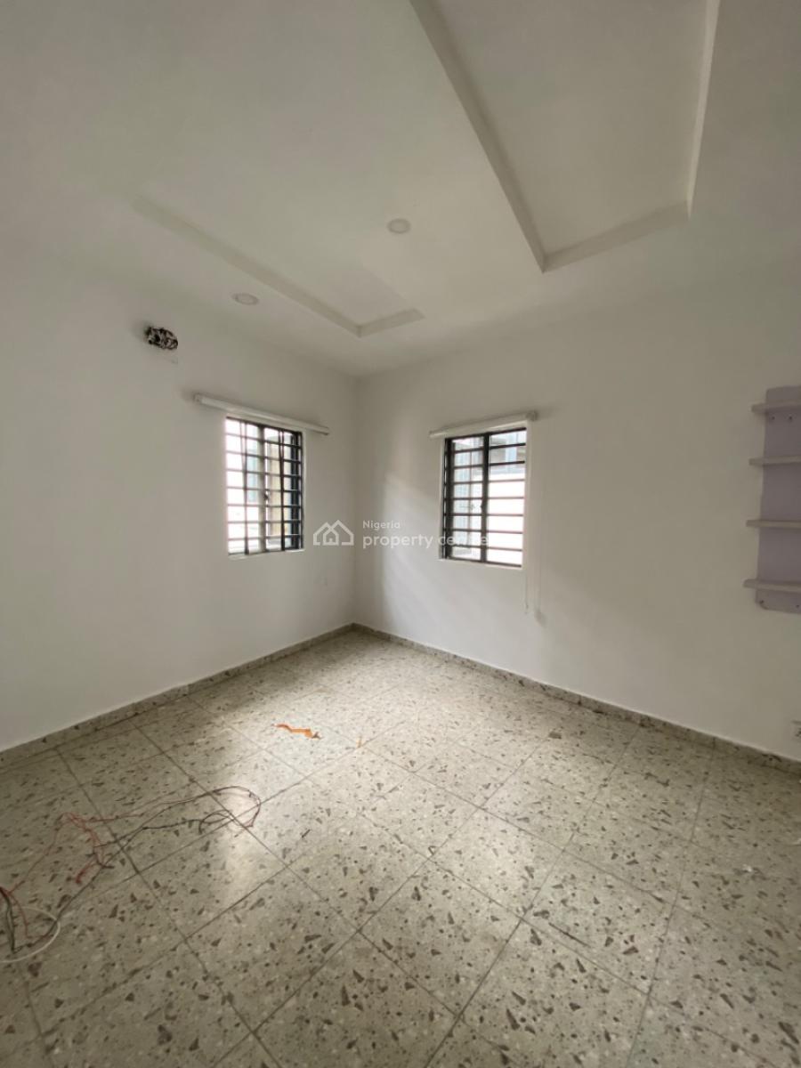 2 Bedroom Apartment, Ologolo, Lekki, Lagos, Flat / Apartment for Rent