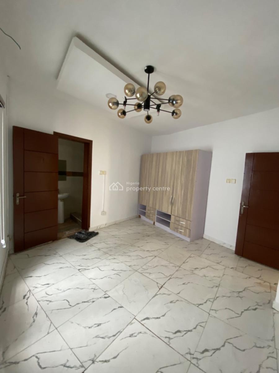2 Bedroom Apartment, Ologolo, Lekki, Lagos, Flat / Apartment for Rent