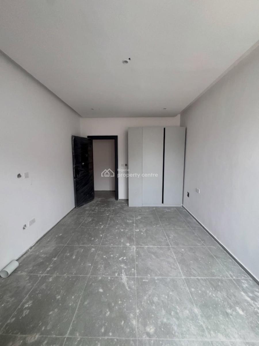 Well Built 2 Bedroom Maisonette with En-suite Rooms, Ikate, Lekki, Lagos, Flat / Apartment for Sale