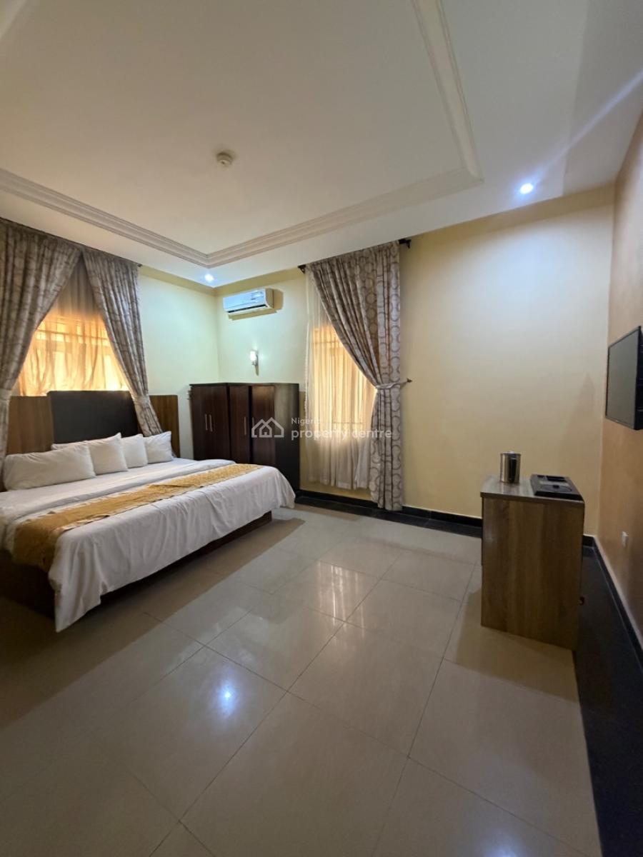 Standard Two Bedroom Apartment, Guzape District, Abuja, Flat / Apartment for Rent