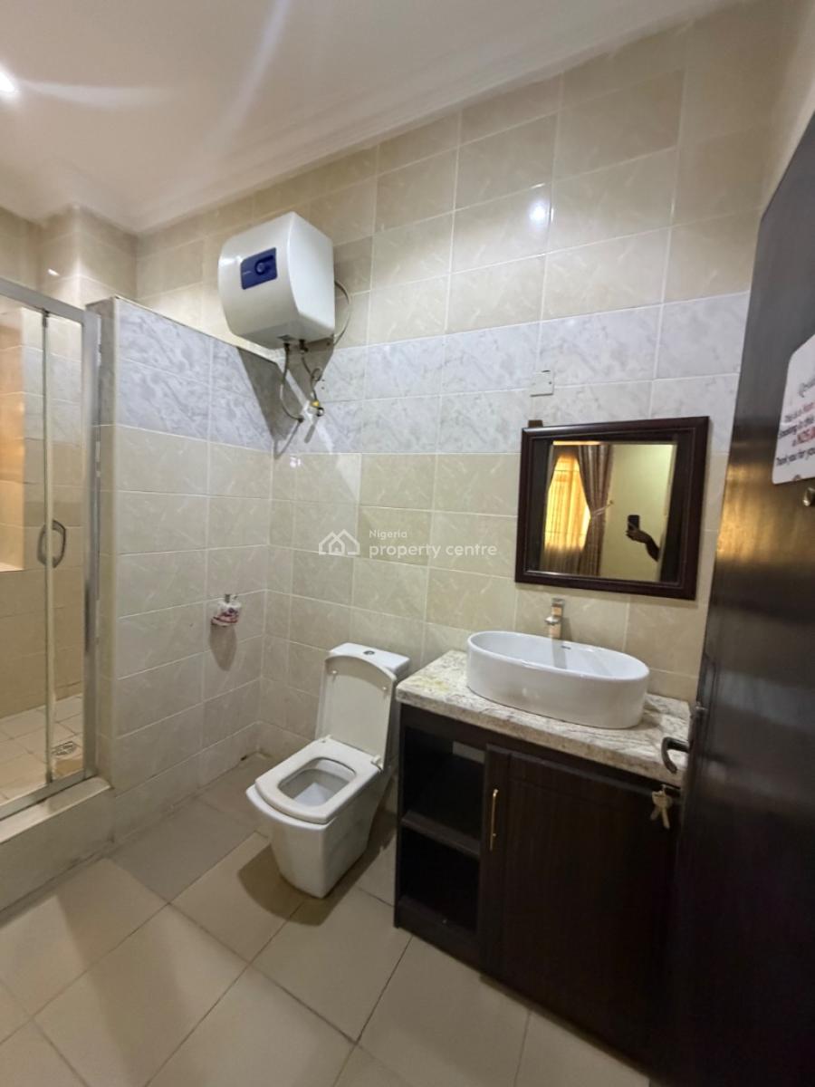 Standard Two Bedroom Apartment, Guzape District, Abuja, Flat / Apartment for Rent