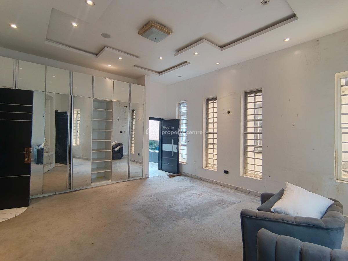 a Room Self Contain, After Ikate, By Shoprite Road, Osapa, Lekki, Lagos, Flat / Apartment for Rent