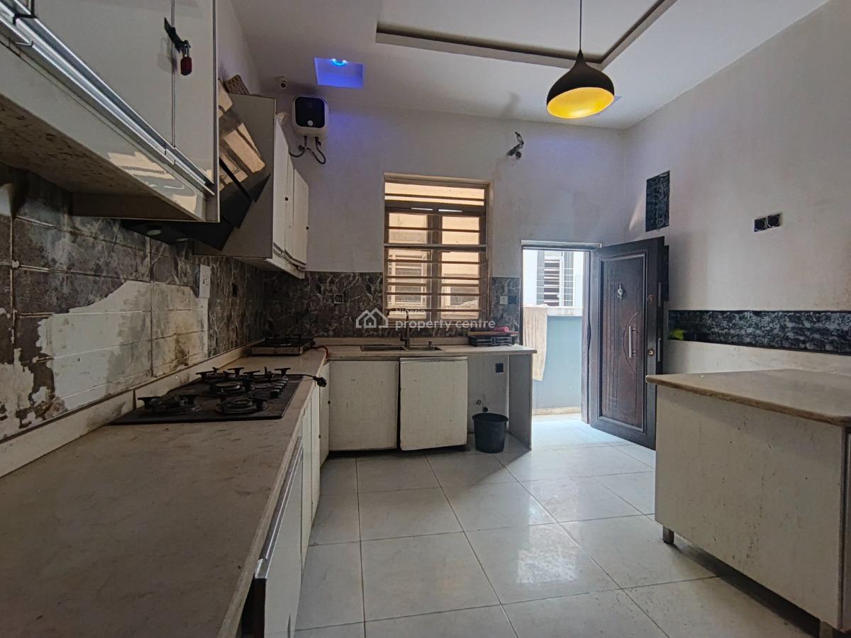 a Room Self Contain, After Ikate, By Shoprite Road, Osapa, Lekki, Lagos, Flat / Apartment for Rent