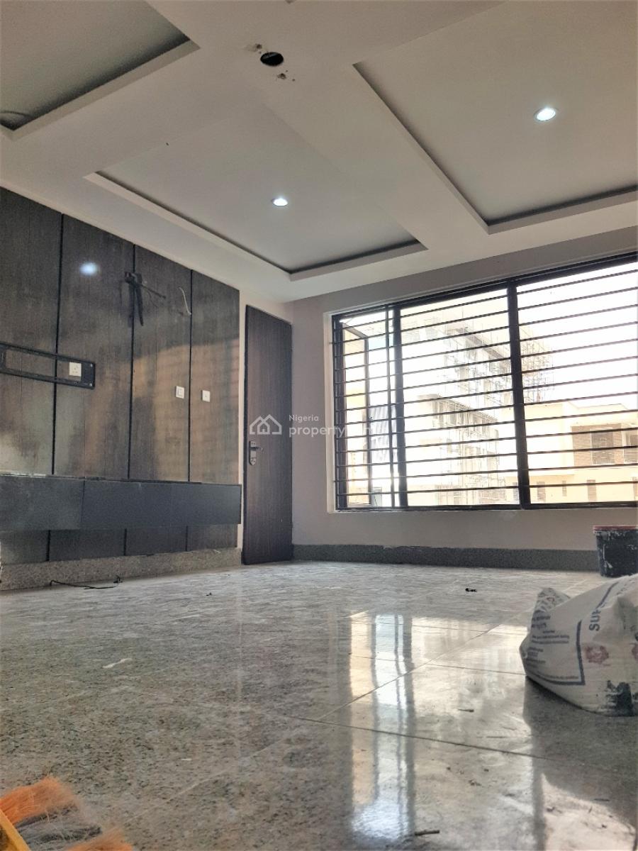 Luxury 3 Bedroom Flat with Bq in a Fully Serviced Estate, Lekki Phase 1, Lekki, Lagos, Flat / Apartment for Rent