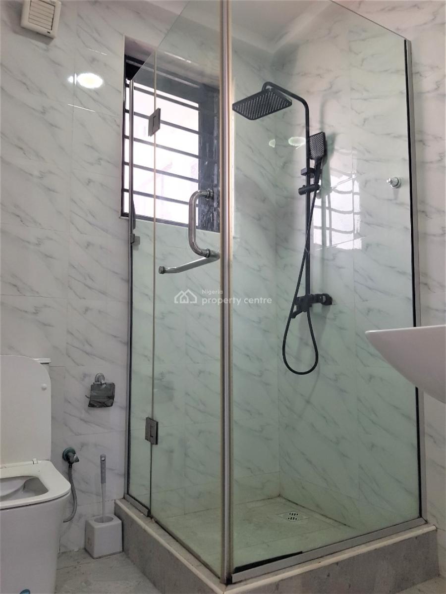Luxury 3 Bedroom Flat with Bq in a Fully Serviced Estate, Lekki Phase 1, Lekki, Lagos, Flat / Apartment for Rent