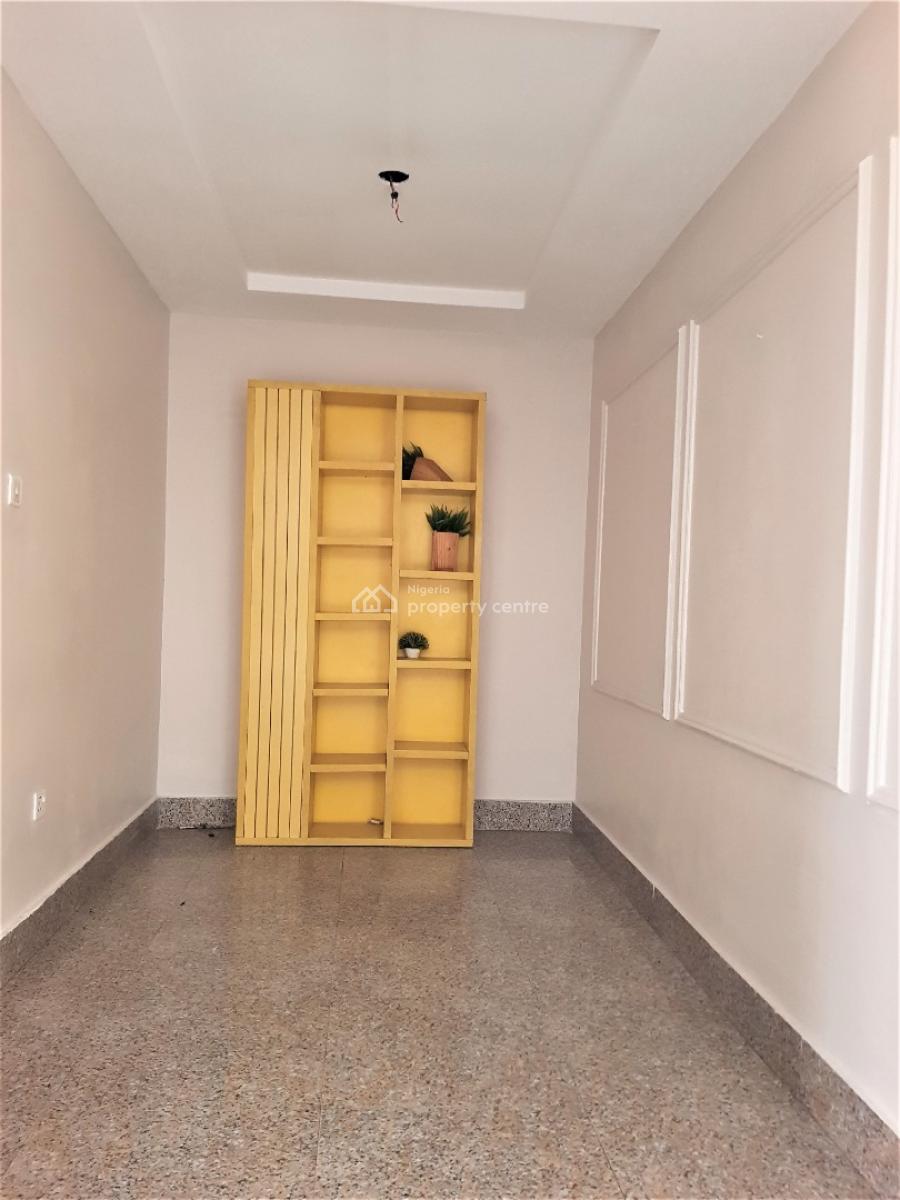 Luxury 3 Bedroom Flat with Bq in a Fully Serviced Estate, Lekki Phase 1, Lekki, Lagos, Flat / Apartment for Rent