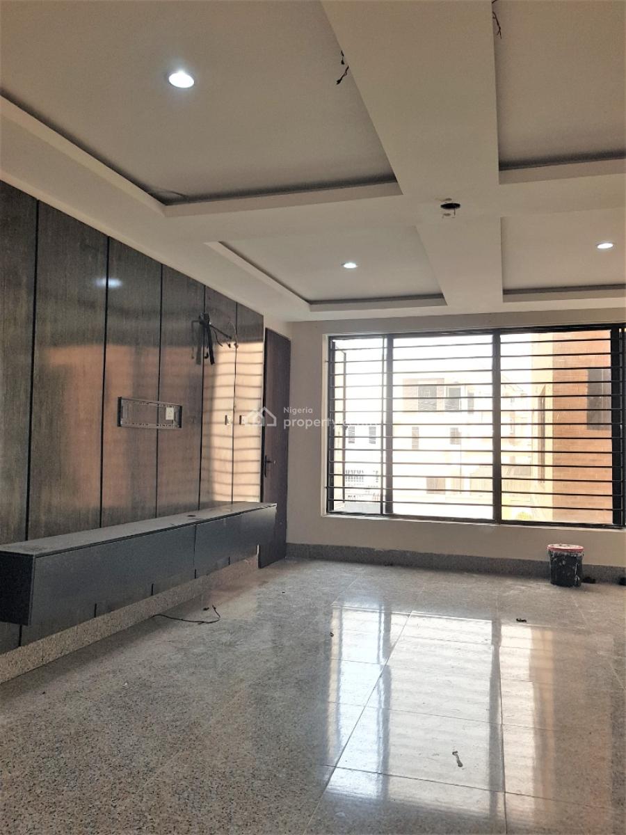 Luxury 3 Bedroom Flat with Bq in a Fully Serviced Estate, Lekki Phase 1, Lekki, Lagos, Flat / Apartment for Rent