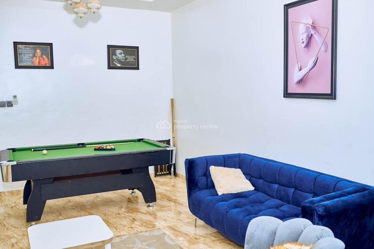 a 2 Bedroom Flat, Ologolo, Lekki, Lagos, Flat / Apartment for Rent