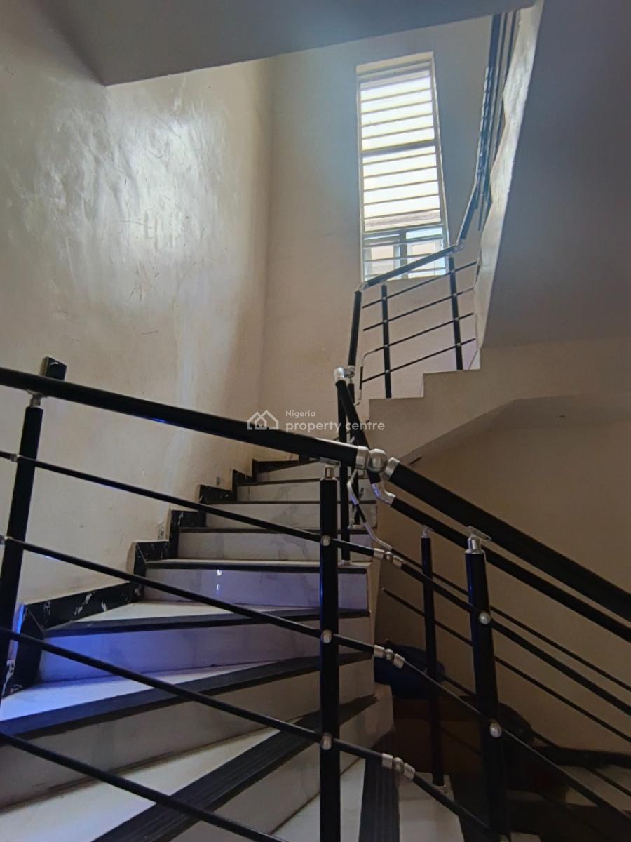 a Room  Self Contain, After Ikate, By Shoprite Road, Osapa, Lekki, Lagos, Self Contain (single Rooms) for Rent