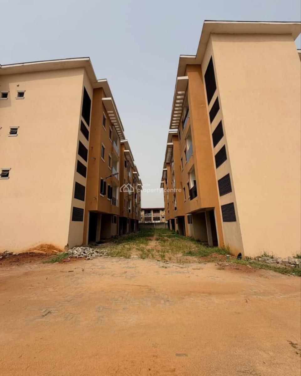 Elegantly Built 3 Bedroom Apartment in Secure Estate, Maryland, Lagos, Flat / Apartment for Sale