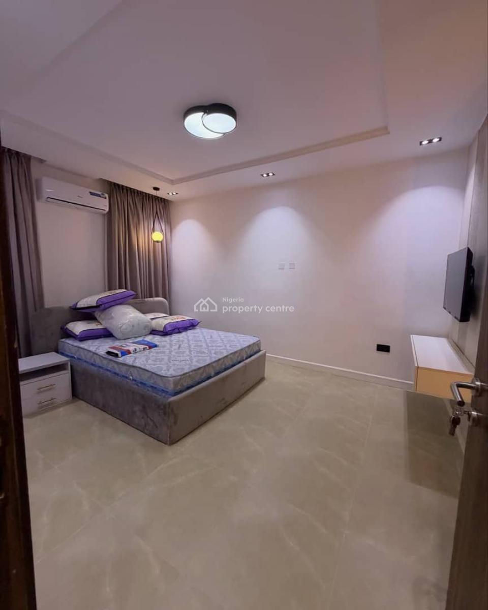 Elegantly Built 3 Bedroom Apartment in Secure Estate, Maryland, Lagos, Flat / Apartment for Sale