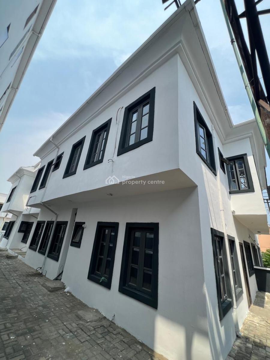 4 Bedroom Semi Detached, Orchid Road Lekki Lagos, Lekki, Lagos, Semi-detached Duplex for Rent