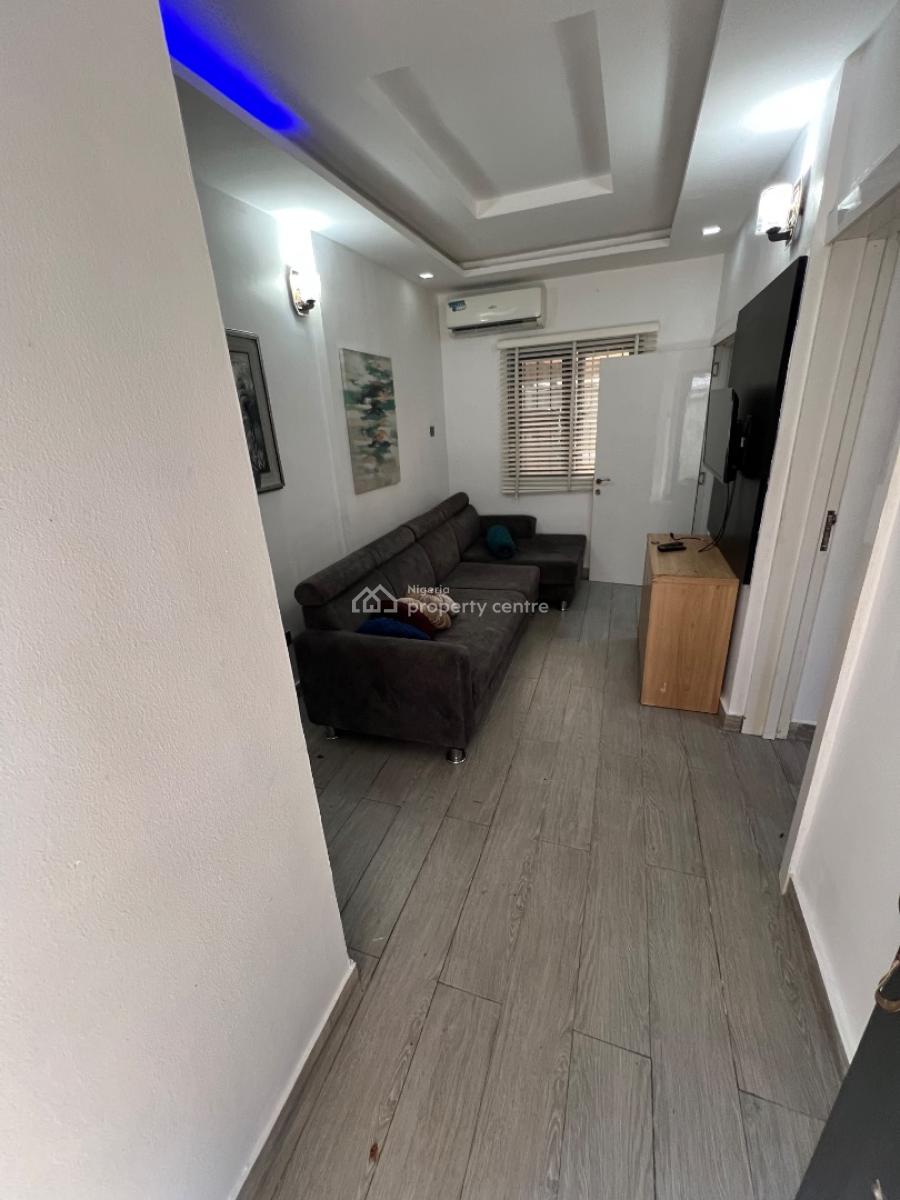 Super-clean, Serviced and Fully Furnished One Bedroom Flat, Lekki Phase 1, Lekki, Lagos, Mini Flat (room and Parlour) for Rent