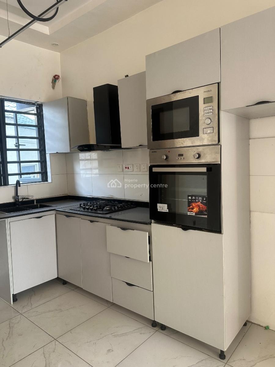Two Bedrooms Flat, Ilasan, Lekki, Lagos, Flat / Apartment for Rent
