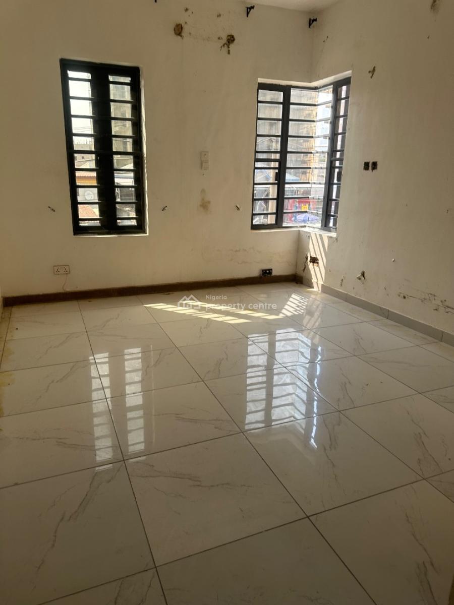Two Bedrooms Flat, Ilasan, Lekki, Lagos, Flat / Apartment for Rent