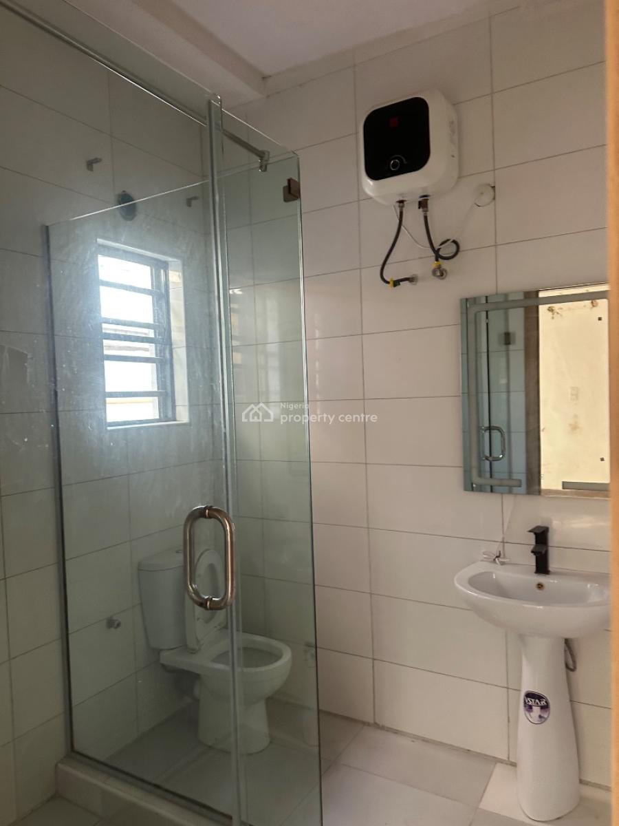 Two Bedrooms Flat, Ilasan, Lekki, Lagos, Flat / Apartment for Rent