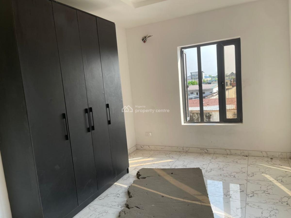 Ultra Spacious 2 Bedroom Apartment with Bq, Eko-akete, Sangotedo, Ajah, Lagos, Flat / Apartment for Sale