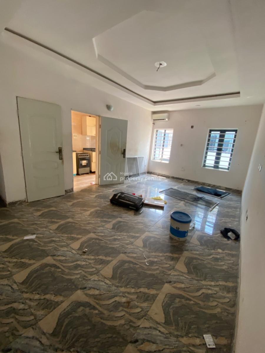 Fully Serviced 2 Bedrooms Flat Upstairs, Ikota, Lekki, Lagos, Flat / Apartment for Rent