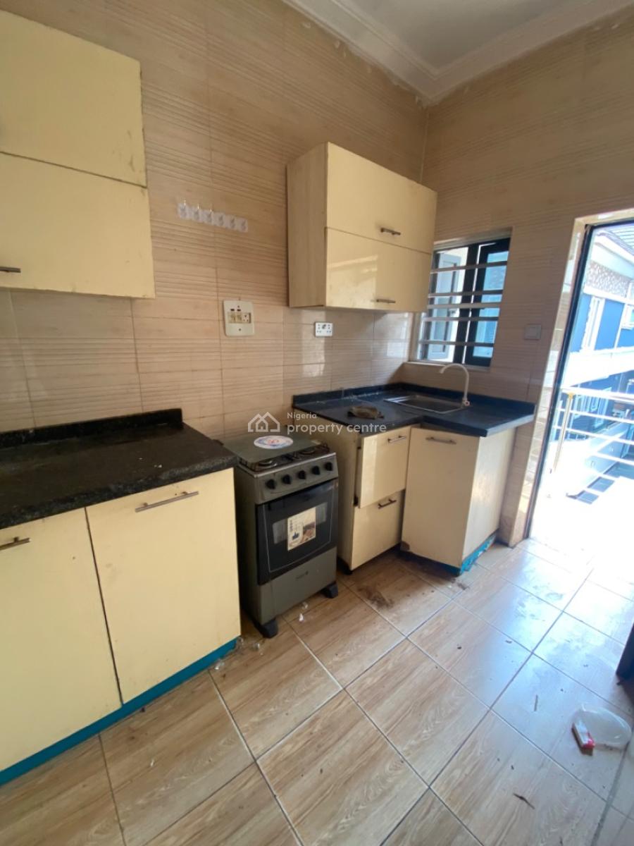Fully Serviced 2 Bedrooms Flat Upstairs, Ikota, Lekki, Lagos, Flat / Apartment for Rent