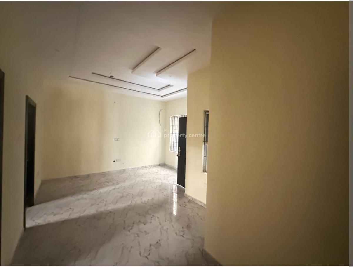 Lovely 3 Bedroom Apartment, Lekki Phase 1, Lekki, Lagos, Flat / Apartment for Rent