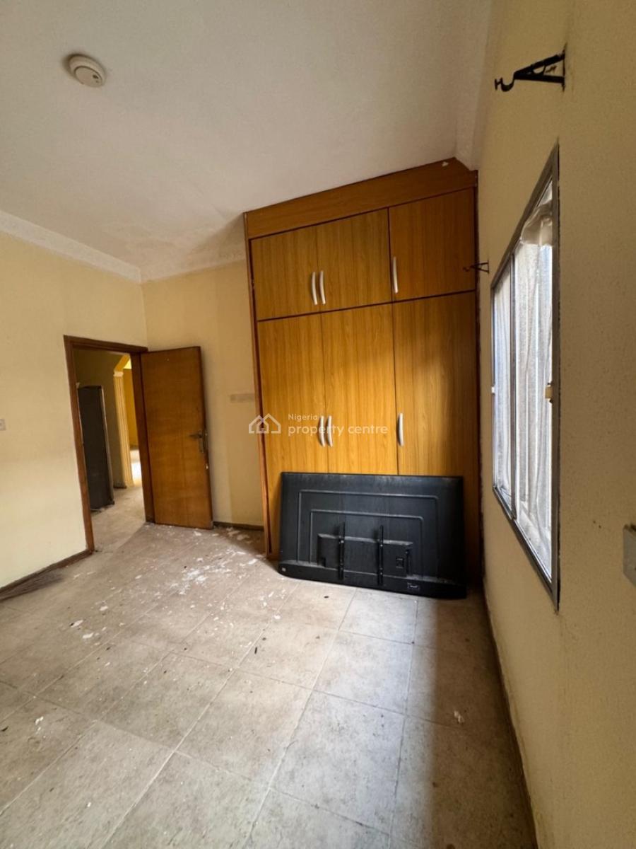 5 Bedroom Semi-detached Duplex with 2 Rooms Bq, Lekki Phase 1, Lekki, Lagos, Commercial Property for Rent