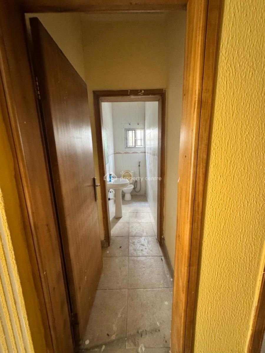 5 Bedroom Semi-detached Duplex with 2 Rooms Bq, Lekki Phase 1, Lekki, Lagos, Commercial Property for Rent