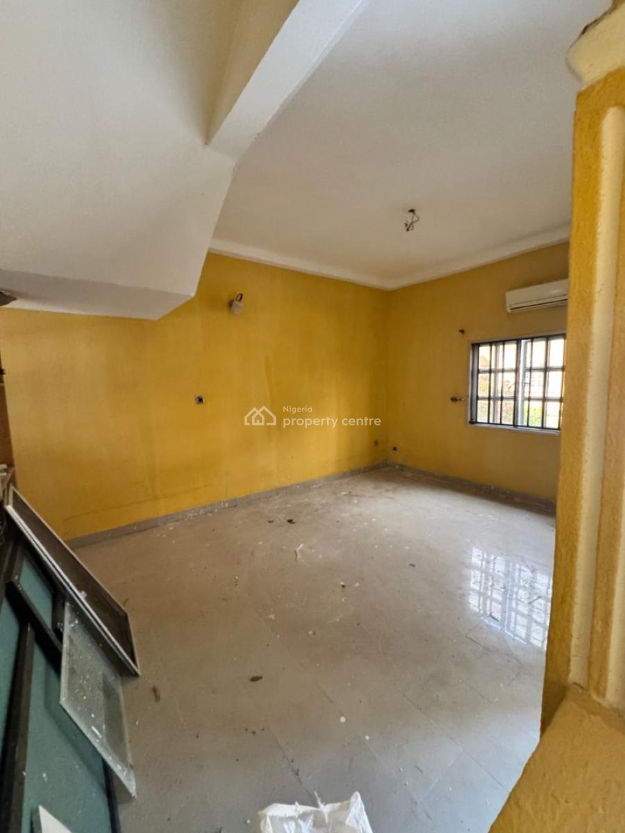 5 Bedroom Semi-detached Duplex with 2 Rooms Bq, Lekki Phase 1, Lekki, Lagos, Commercial Property for Rent