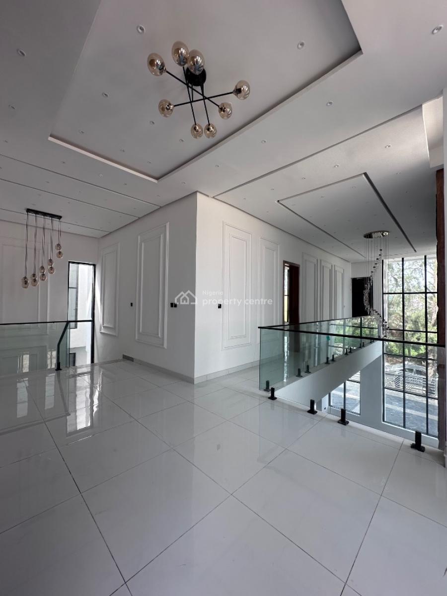 5 Bedroom Fully Detached with Bq, Ikota, Lekki, Lagos, Detached Duplex for Sale