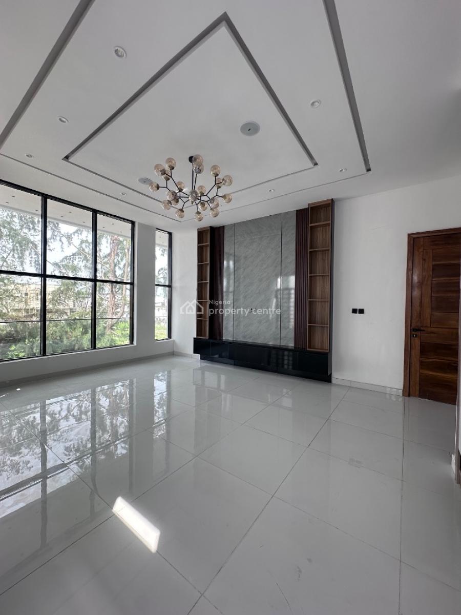 5 Bedroom Fully Detached with Bq, Ikota, Lekki, Lagos, Detached Duplex for Sale