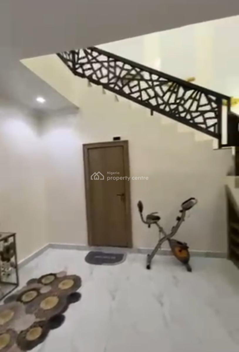 6 Bedroom Semi Detached Duplex with a Bq in Guzape, Guzape District, Abuja, Semi-detached Duplex for Sale