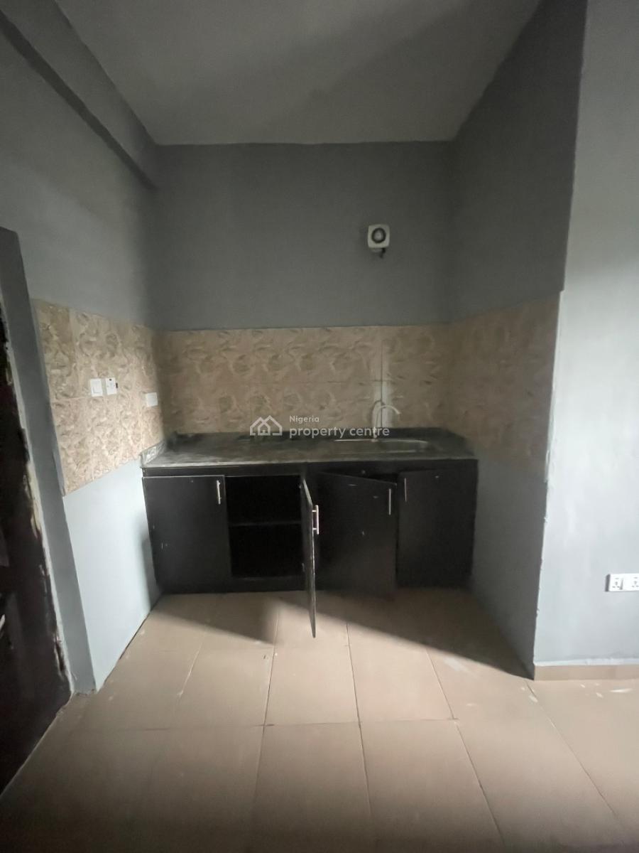 Studio Apartment, Secured Environment, Akoka, Yaba, Lagos, Self Contain (single Rooms) for Rent