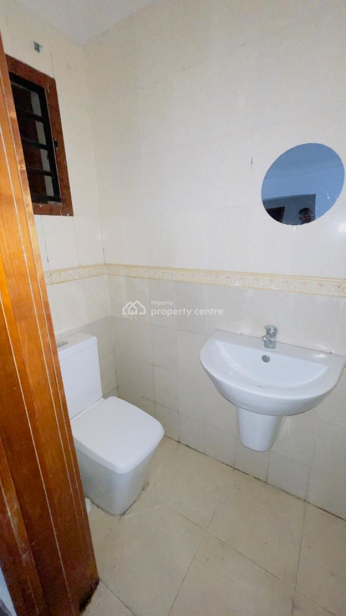Spacious 3bedroom Flat, Olubunmi Rotimi, Lekki Phase 1, Lekki, Lagos, Flat / Apartment for Rent