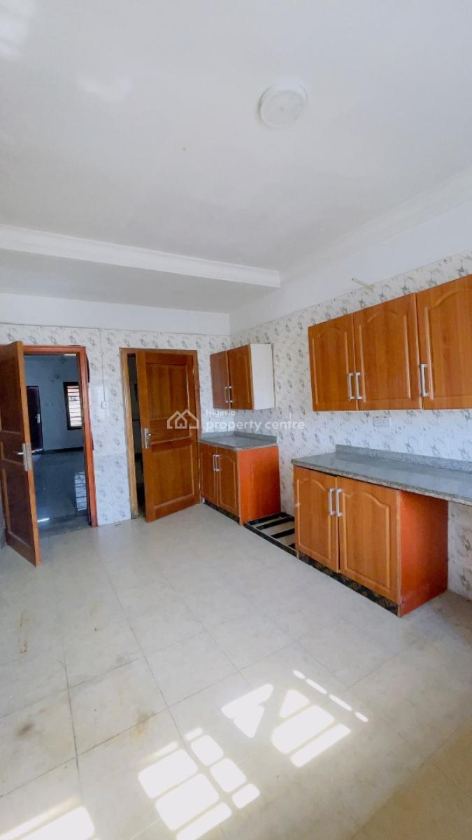 Spacious 3bedroom Flat, Olubunmi Rotimi, Lekki Phase 1, Lekki, Lagos, Flat / Apartment for Rent