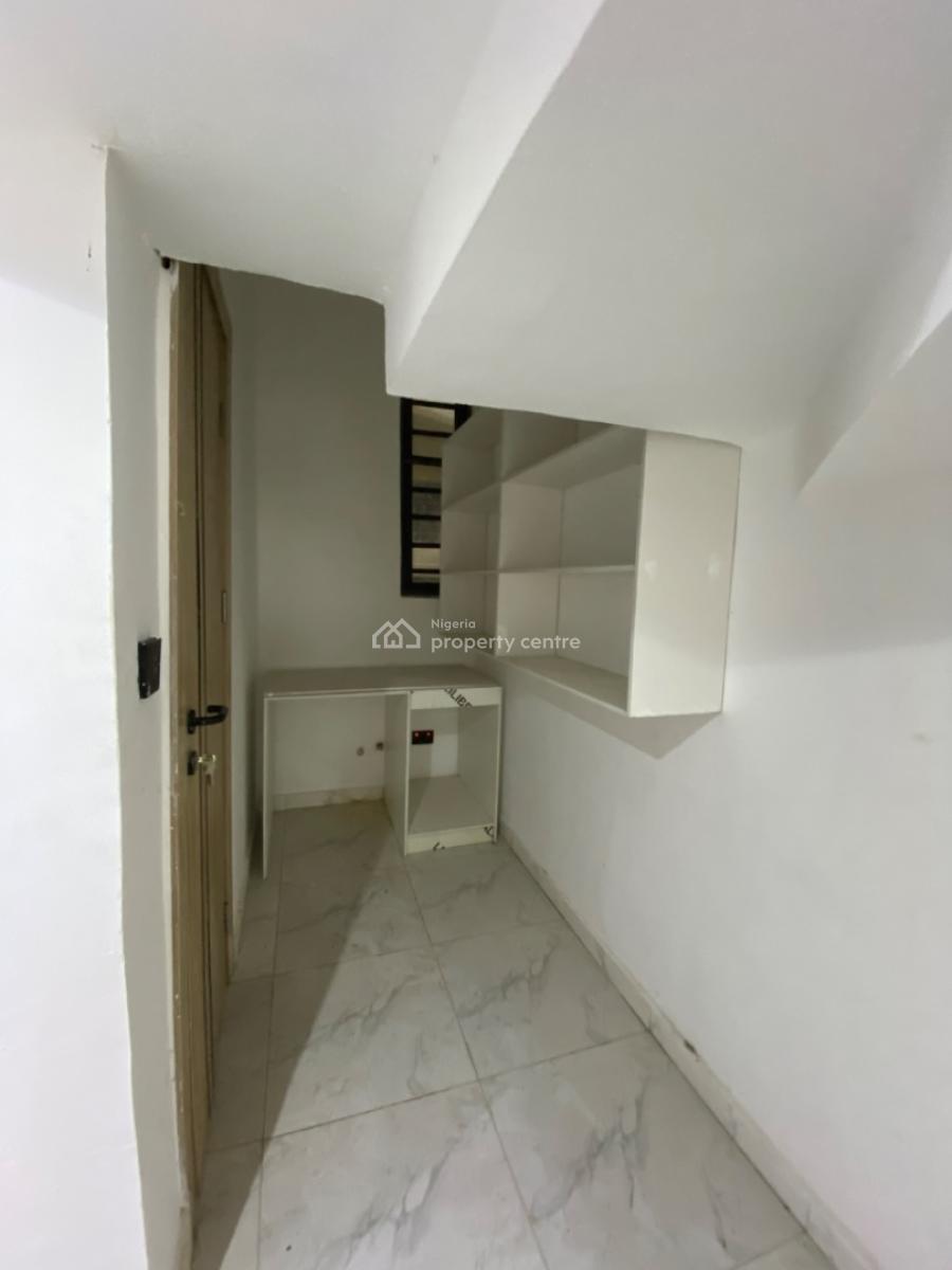 4 Bedroom Terrace Duplex, Ologolo, Lekki, Lagos, Terraced Duplex for Sale