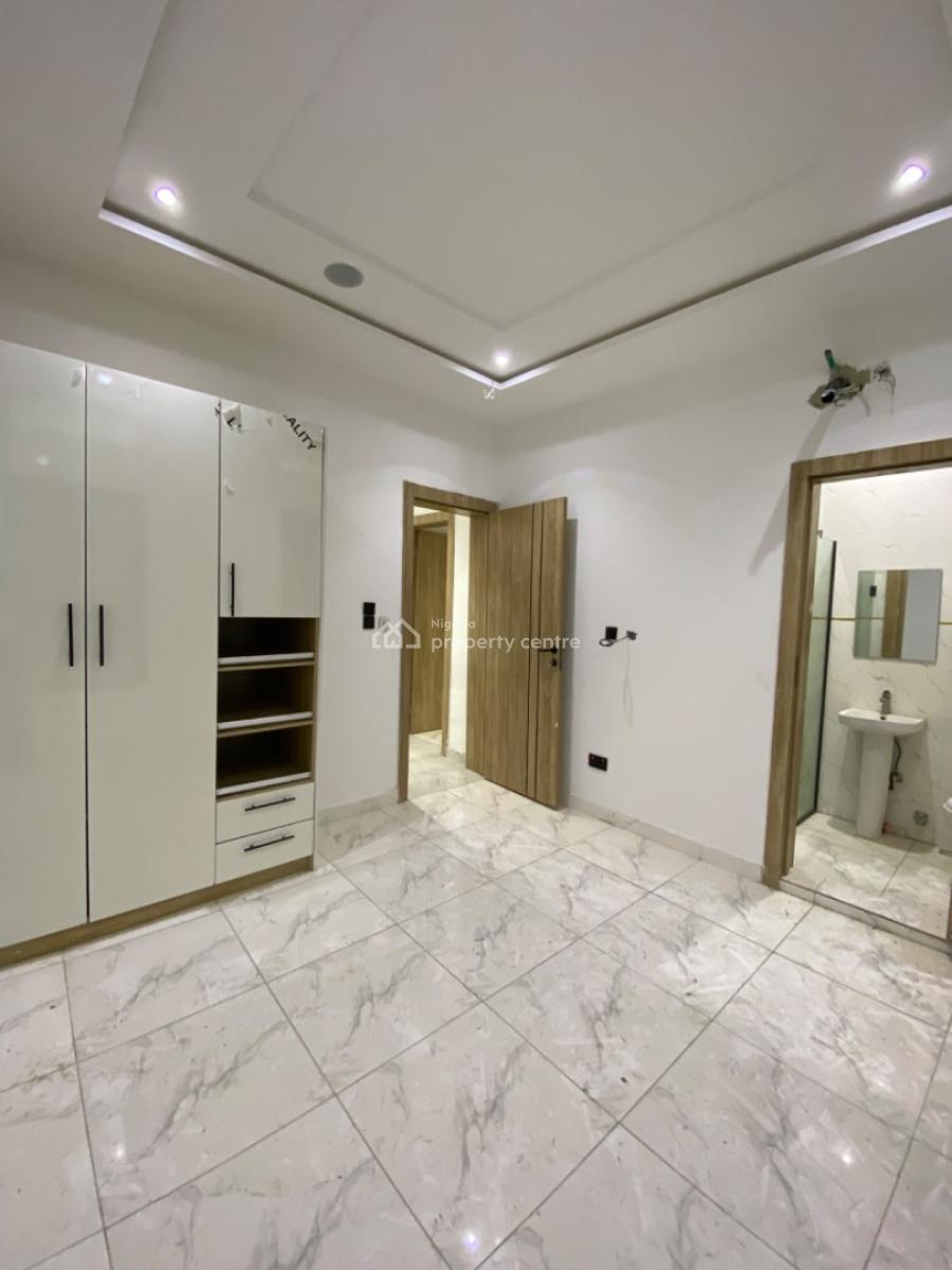 4 Bedroom Terrace Duplex, Ologolo, Lekki, Lagos, Terraced Duplex for Sale