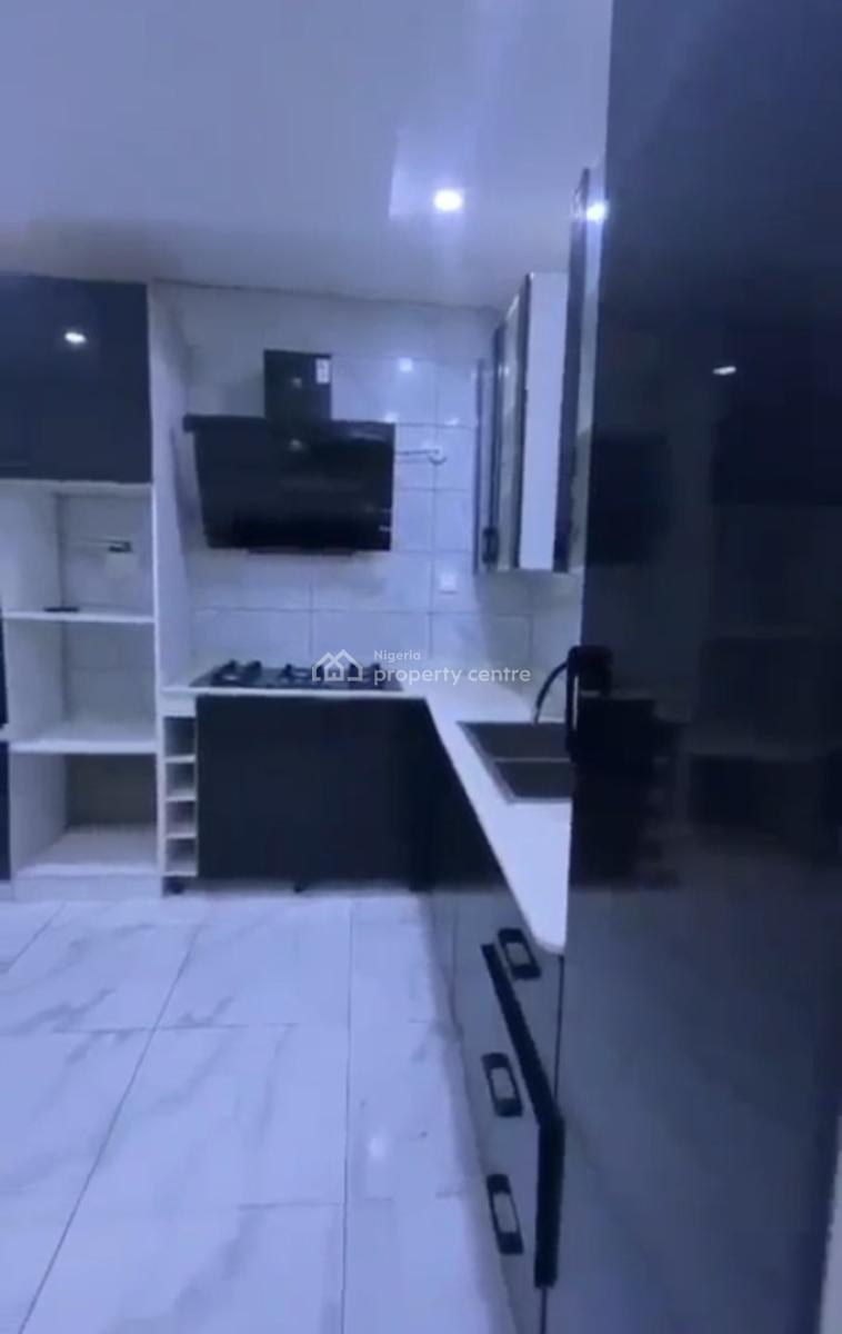 Serviced 2 Bedrooms Apartment with Acs, Solar Inverter &  Central Gen, Main, Guzape District, Abuja, Flat / Apartment for Rent