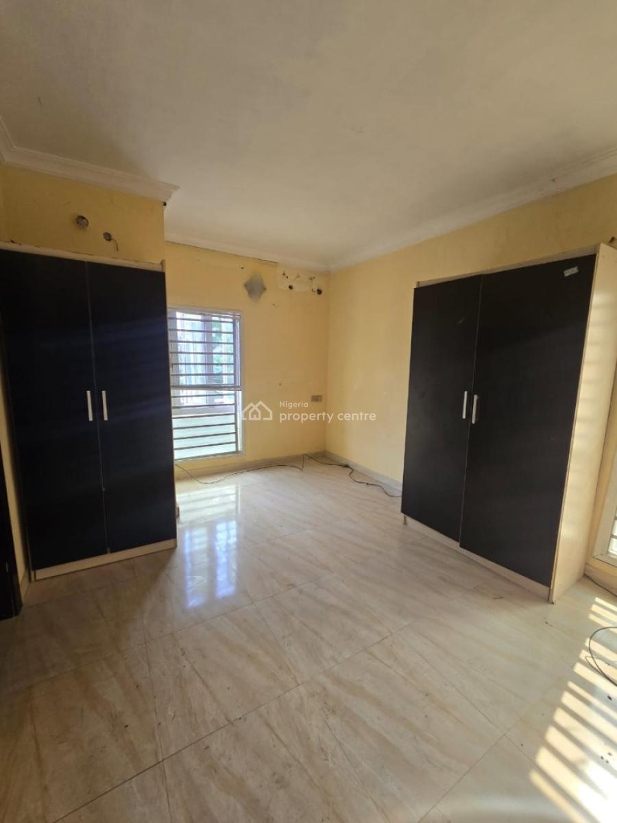 Spacious Lovely 3 Bedroom Flat, Gra Phase 2, Magodo, Lagos, House for Rent