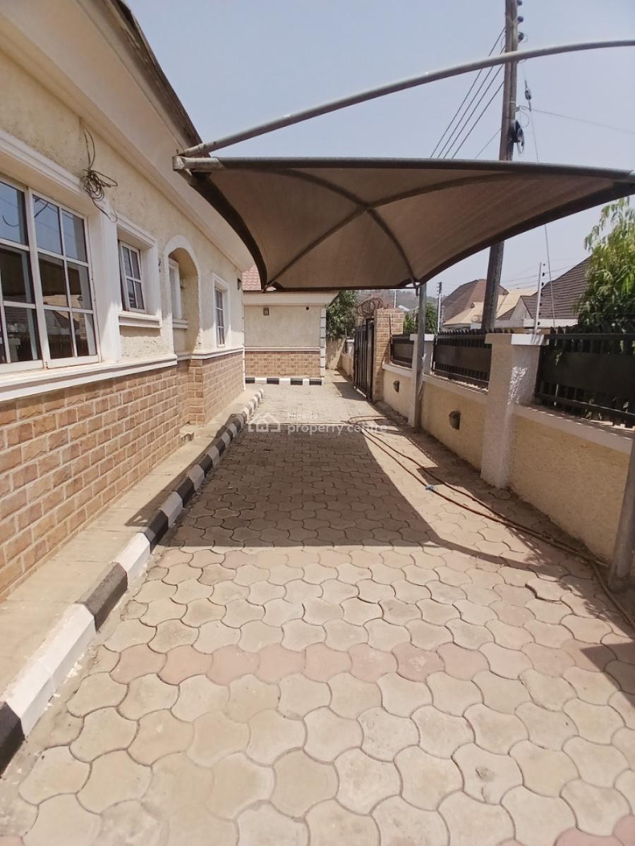 a Detached 3bedrooms Bungalow with 2bedroom Guest House, Nnpc - Hill View Estate Same Street with The Famous Godab Estate, Life Camp, Abuja, Detached Bungalow for Sale