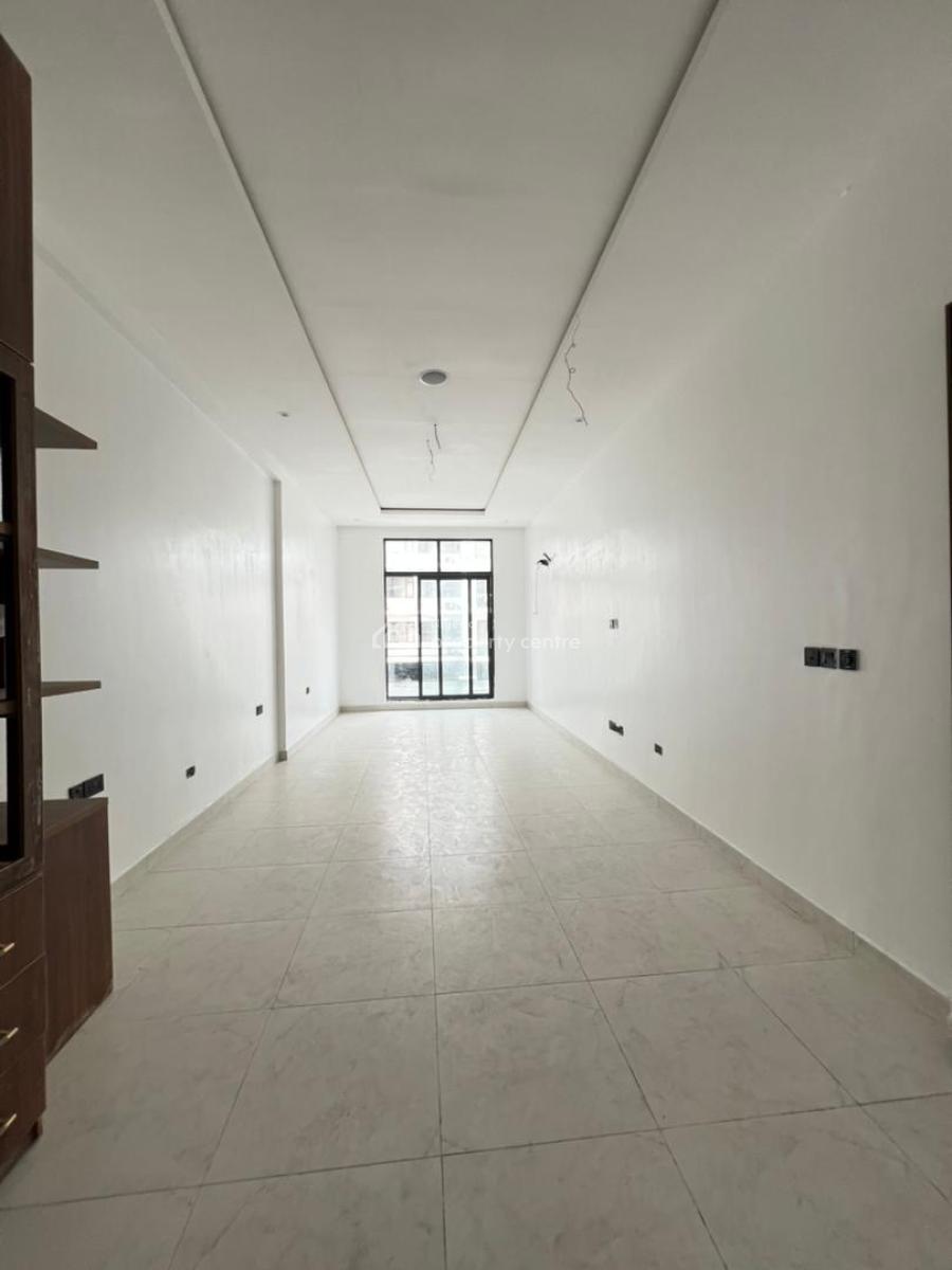 Lovely 2bedroom Spacious Apartment, Lekki Phase 1, Lekki, Lagos, Flat / Apartment for Sale