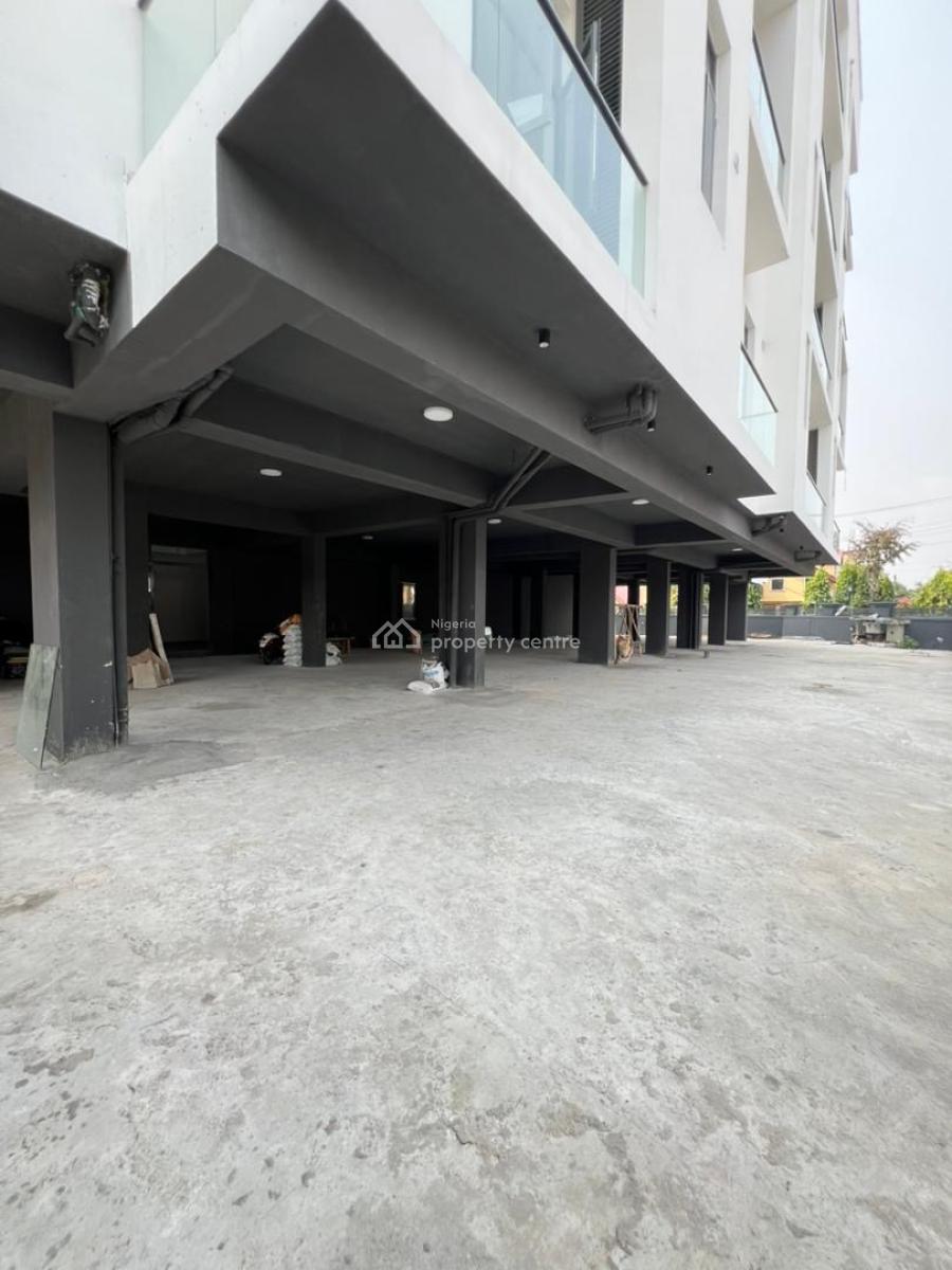Lovely 2bedroom Spacious Apartment, Lekki Phase 1, Lekki, Lagos, Flat / Apartment for Sale