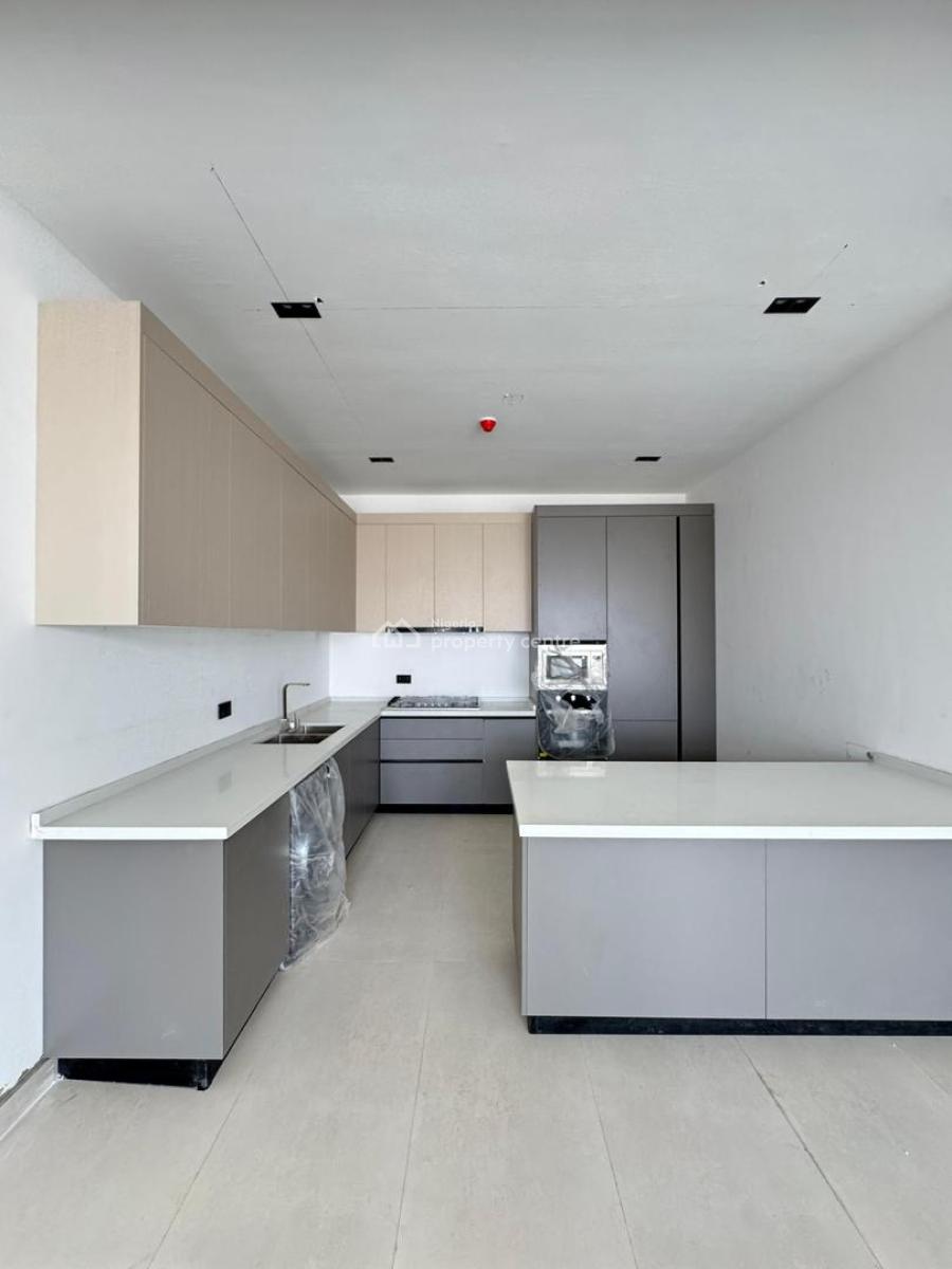 Affordable 2 Bedroom Apartment, Lekki Phase 1, Lekki, Lagos, Flat / Apartment for Sale