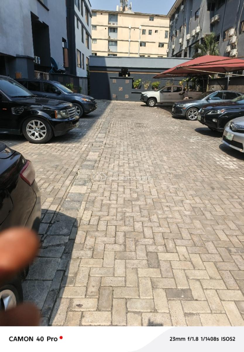 2 Bedroom Apartment, Muriokunla Street, Victoria Island (vi), Lagos, Flat / Apartment for Sale