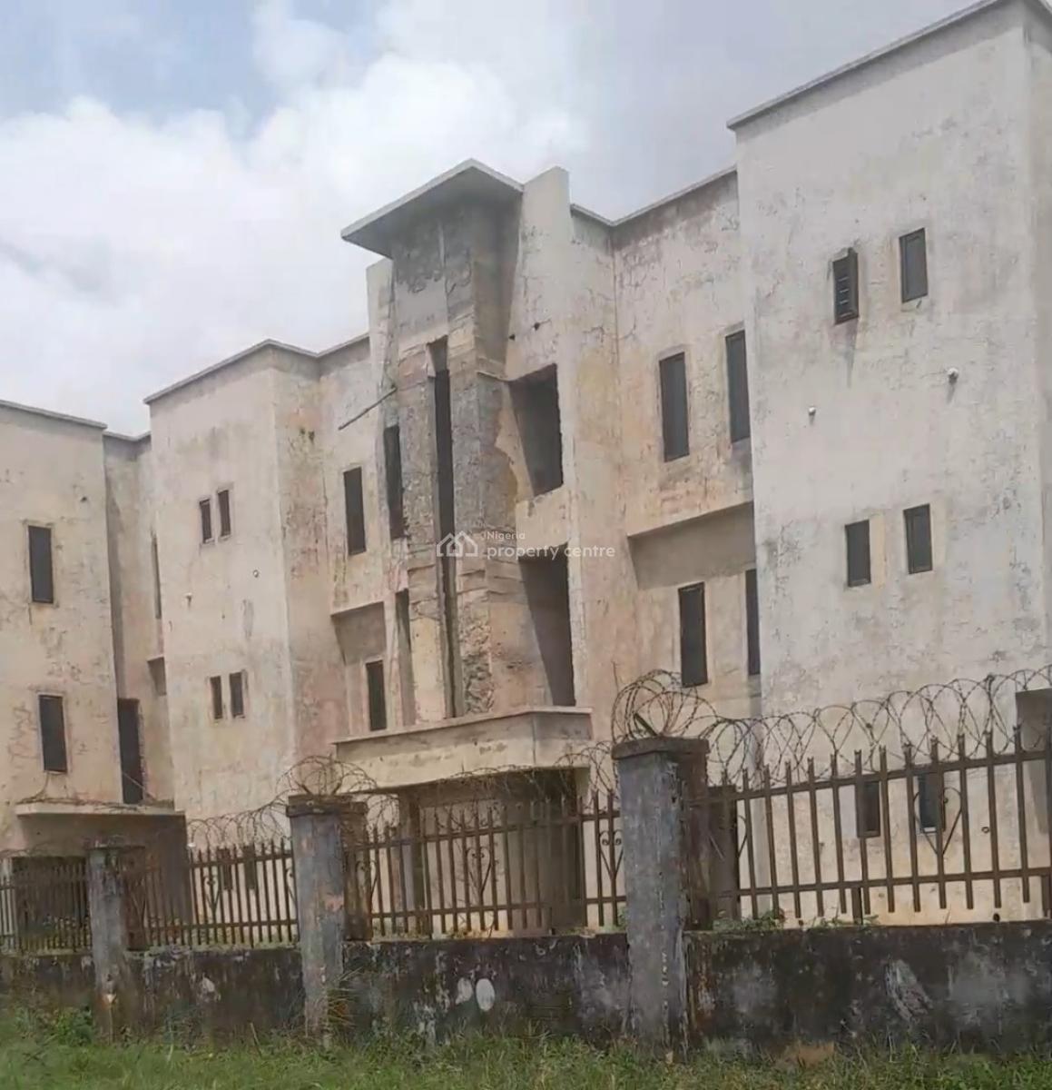 Solid 4 Unit of 2 Bedroom Duplex & 16 Rooms Hotel, Lounge 100ft By 120ft, Enake Street, Gapiona Road, Off Airport Road Gra, Benin, Oredo, Edo, Hotel / Guest House for Sale
