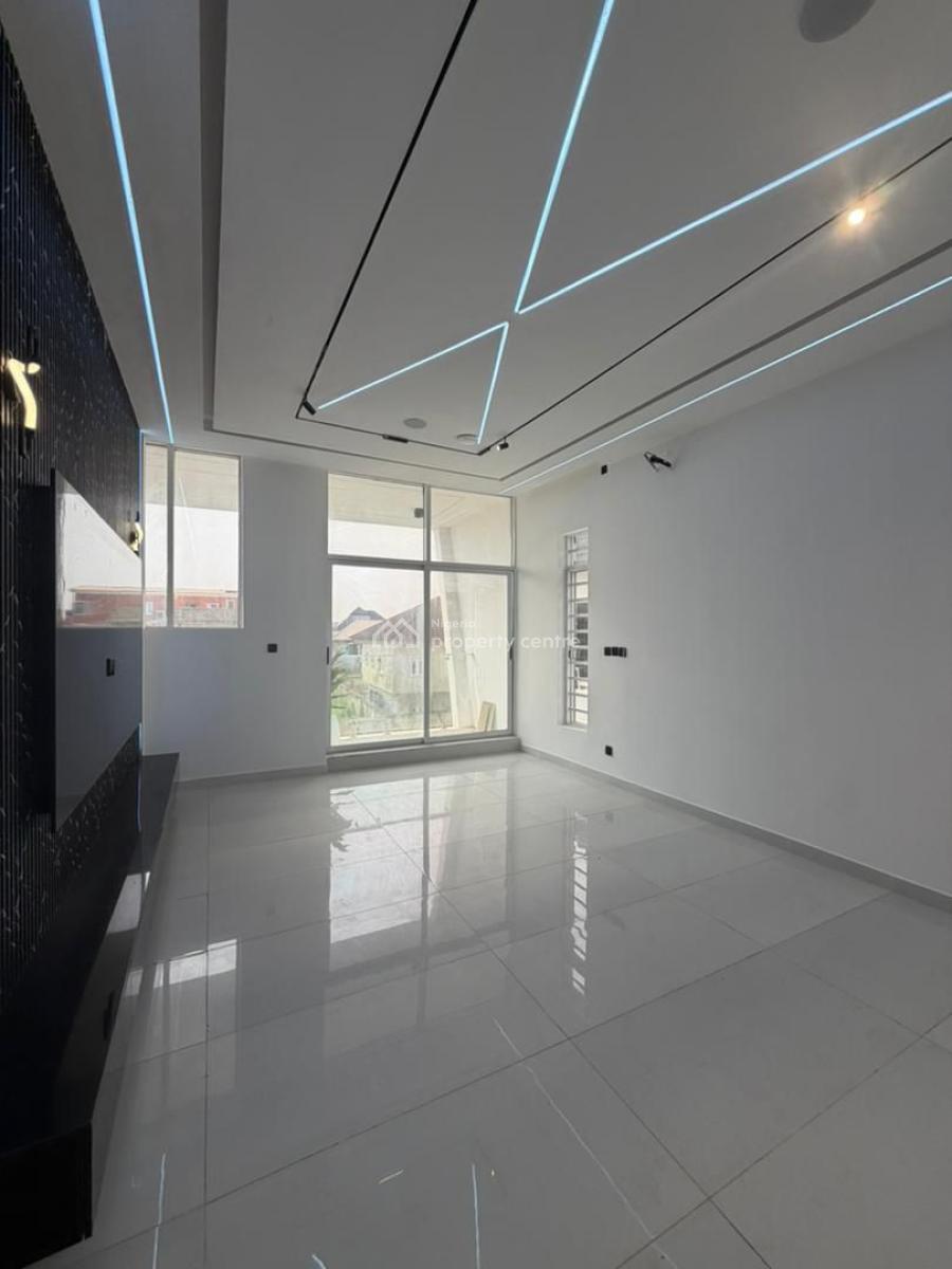 Luxurious 5 Bedroom Fully Detached Duplex with Bq & Swimming Pool, Ologolo, Lekki, Lagos, Detached Duplex for Sale