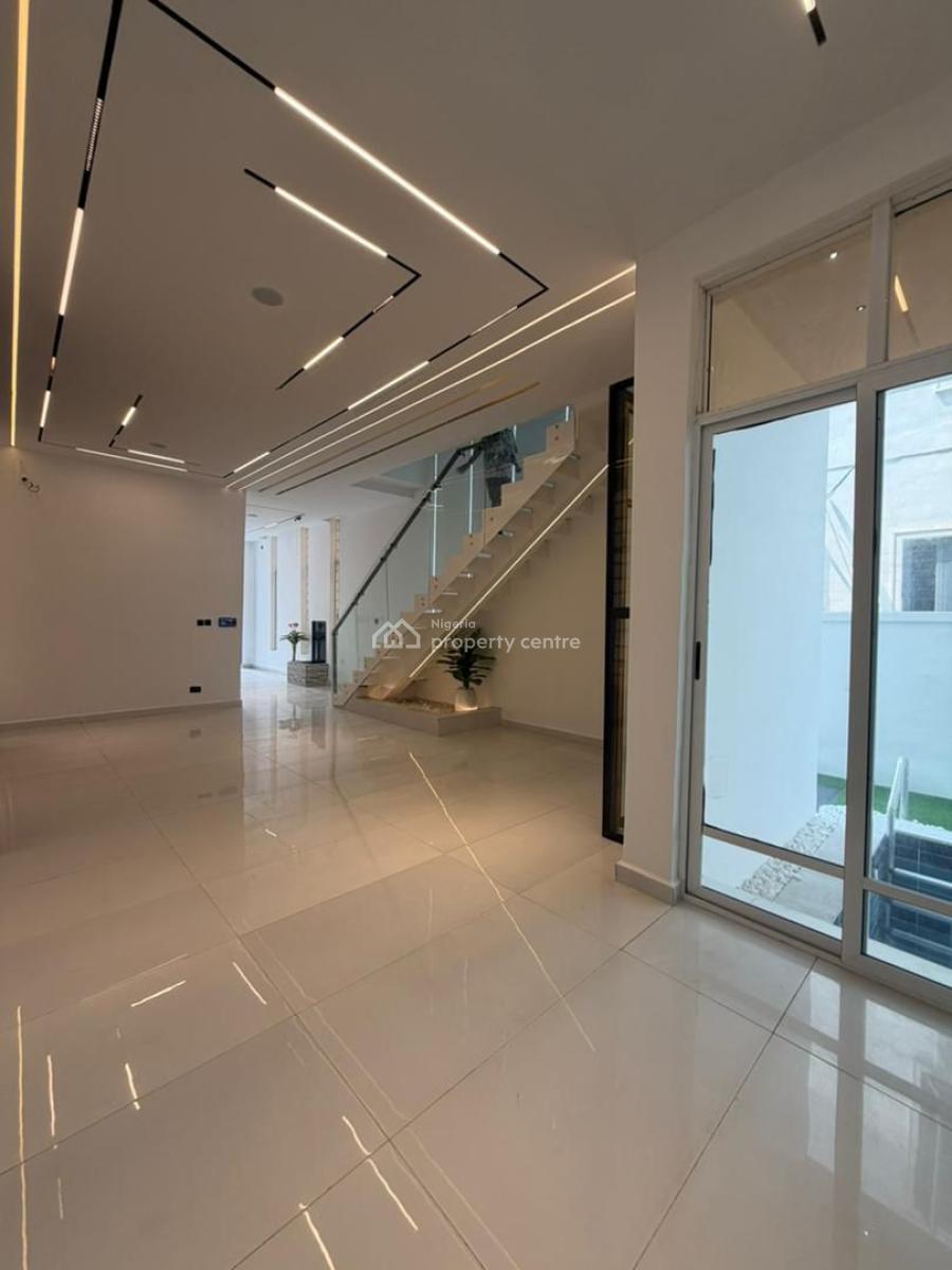 Luxurious 5 Bedroom Fully Detached Duplex with Bq & Swimming Pool, Ologolo, Lekki, Lagos, Detached Duplex for Sale