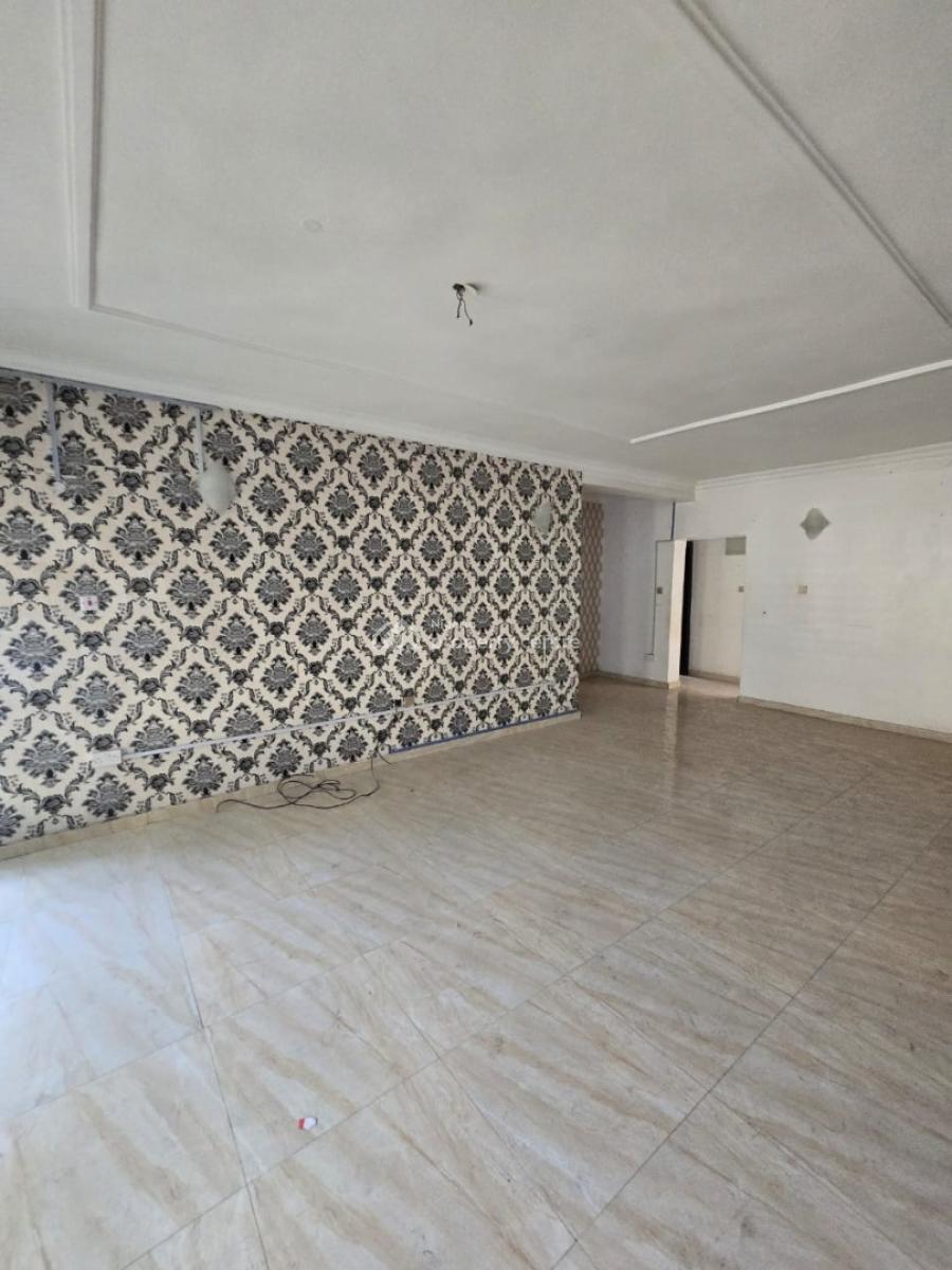 Lovely 3 Bedroom Flat, Gra Phase 2, Magodo, Lagos, Flat / Apartment for Rent
